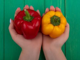 Ne bacajte peteljke od paprika: Evo kako ih možete iskoristiti kao tajni sastojak u jelima