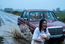 Roditelji su me ostavili ispred bolnice sa bebom — Nisu znali šta će time pokrenuti Roditelji su me ostavili ispred bolnice sa bebom — Nisu znali šta će time pokrenuti - featured image