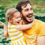 Ove bolesti ćerke nasleđuju od očeva: Kako njegov genetski materijal utiče na zdravlje ženske dece Ove bolesti ćerke nasleđuju od očeva: Kako njegov genetski materijal utiče na zdravlje ženske dece - featured image