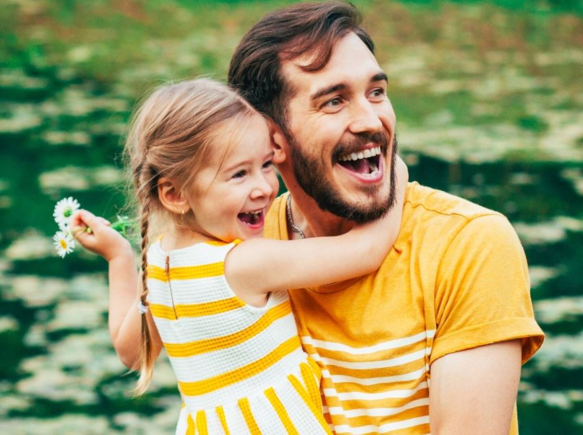 Ove bolesti ćerke nasleđuju od očeva: Kako njegov genetski materijal utiče na zdravlje ženske dece - featured image Ove bolesti ćerke nasleđuju od očeva: Kako njegov genetski materijal utiče na zdravlje ženske dece - featured image