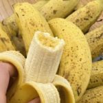 Ako imate više od 50 godina, jedenje jedne banane dnevno može uzrokovati… Ako imate više od 50 godina, jedenje jedne banane dnevno može uzrokovati… - featured image