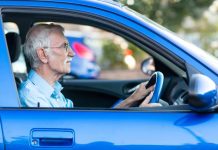 Doneta zvanična odluka o vozačkim dozvolama za starije osobe ! Počelo masovno oduzimanje: Uvedena stroga pravila… Doneta zvanična odluka o vozačkim dozvolama za starije osobe ! Počelo masovno oduzimanje: Uvedena stroga pravila… - featured image