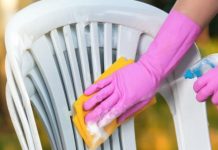 Kako najlakše očistiti bele plastične stolice? Trikovi uz koje će blistati kao da su sada stigle iz fabrike Kako najlakše očistiti bele plastične stolice? Trikovi uz koje će blistati kao da su sada stigle iz fabrike - featured image