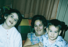 Njezin suprug snimio je posljednju fotografiju svoje žene i njihove djece — a zatim otkrio da je patila od stanja koje je već počelo mijenjati sve…