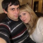 😱💔 Moja baka poklonila je mojoj kćeri stari ogrlicu za rođendan… a moja je majka problijedjela čim ju je ugledala! 😨 Tada mi je otkrila najstrašniju tajnu naše obitelji: moj je djed zlostavljao moju majku kada je imala samo 15 godina… a moja je baka sve znala od samog početka. 💔 😱💔 Moja baka poklonila je mojoj kćeri stari ogrlicu za rođendan… a moja je majka problijedjela čim ju je ugledala! 😨 Tada mi je otkrila najstrašniju tajnu naše obitelji: moj je djed zlostavljao moju majku kada je imala samo 15 godina… a moja je baka sve znala od samog početka. 💔 - featured image