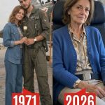 Moja prva ljubav nestala je u Vijetnamu pre 55 godina. Svake godine sam letela do njegovog spomenika da mu odam počast — ali jednog dana, tokom leta, začula sam svoje ime koje je dopiralo iz pilotske kabine. Moja prva ljubav nestala je u Vijetnamu pre 55 godina. Svake godine sam letela do njegovog spomenika da mu odam počast — ali jednog dana, tokom leta, začula sam svoje ime koje je dopiralo iz pilotske kabine. - featured image